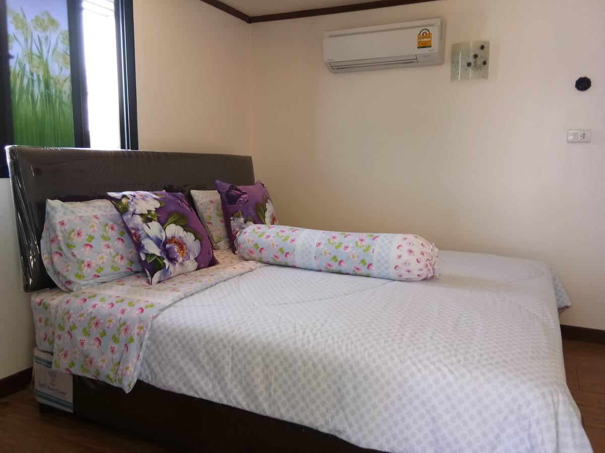 4 Seasons Mini House Hotel Nakhon Si Thammarat Exterior photo