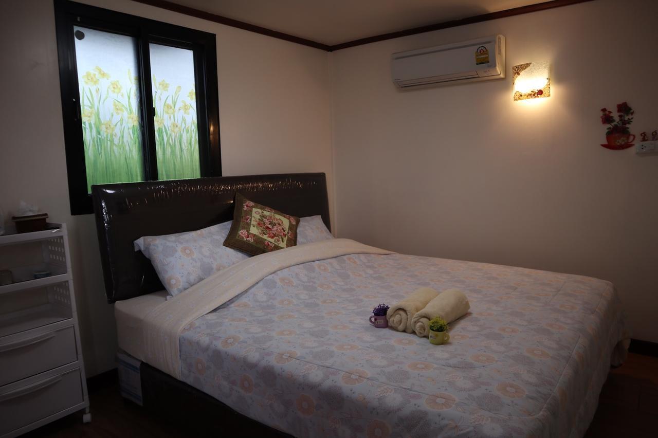 4 Seasons Mini House Hotel Nakhon Si Thammarat Exterior photo